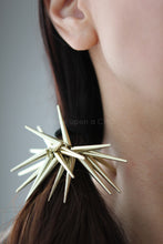 Charger l'image dans la galerie, cravate à cheveux en pointe