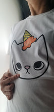 Load image into Gallery viewer, icecream cat Tshirt
